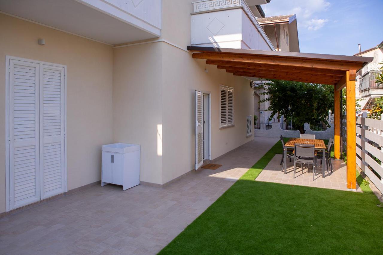 Aria Di Sale Acomodação com café da manhã Martinsicuro Exterior foto